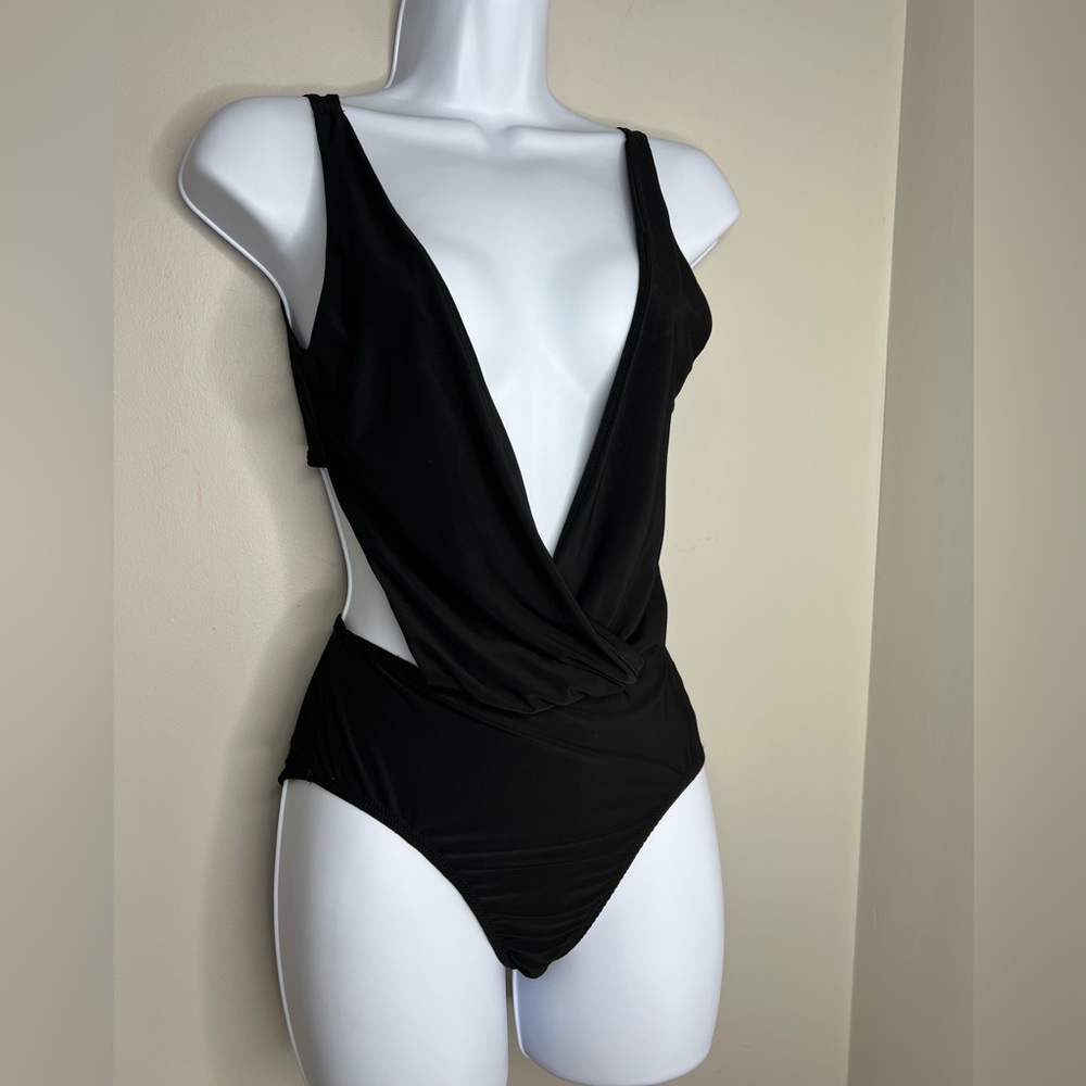 Charlotte Russe deep v neck halter bodysuit. Black. Small. Festival/night out! - Picture 2 of 4